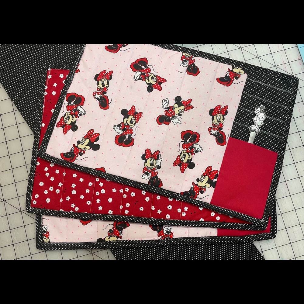 Minnymouse Placemats. Set of 2